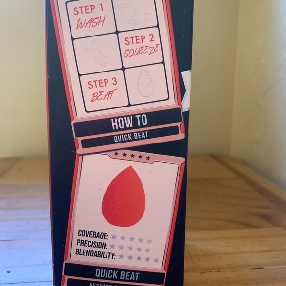 Flirtatious Looks makeup brush set - Picture 4 of 5